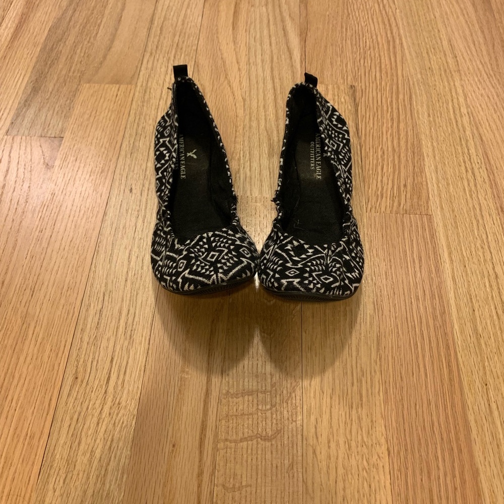 American Eagle flats